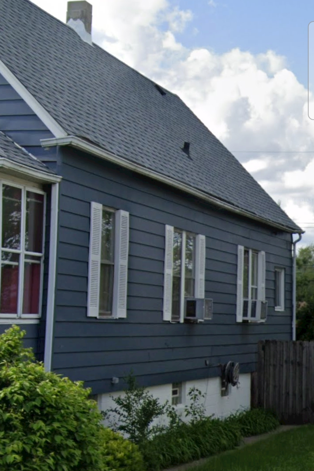 Hammond, IN vinyl siding replacement project - before
