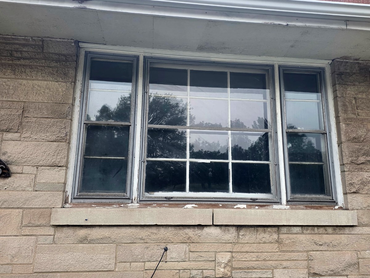 Before - Hammond window replacement project